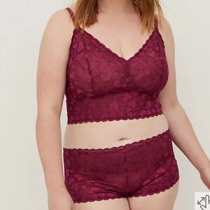 🆕️❤️ 1X SET - MERLOT HEART LACE BRALETTE AND CHEEKY PANTY SET❤️